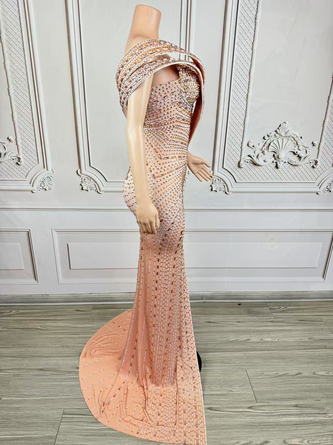 Xiangbin блестящие кристаллы в – обзор и цена Women Formal Wear For Graduation